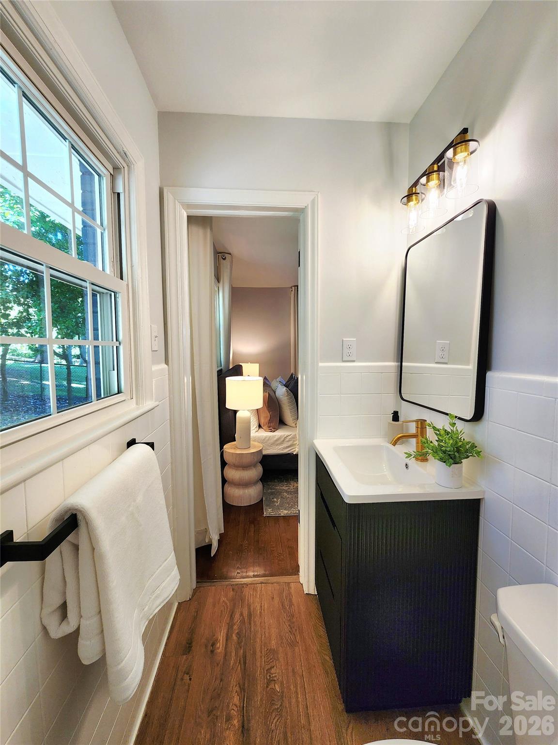 3528 Enfield Road — Charlotte
