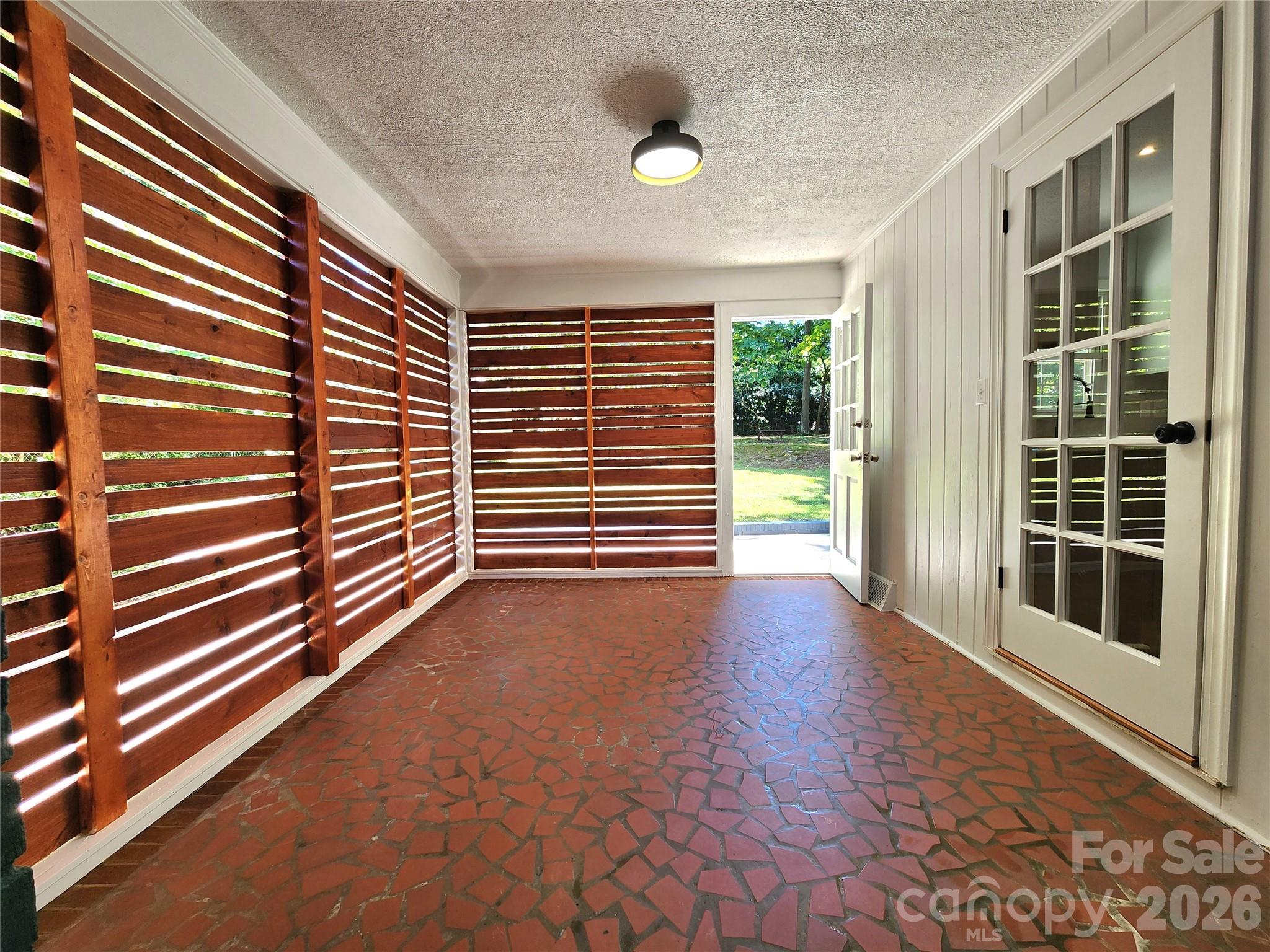 3528 Enfield Road — Charlotte