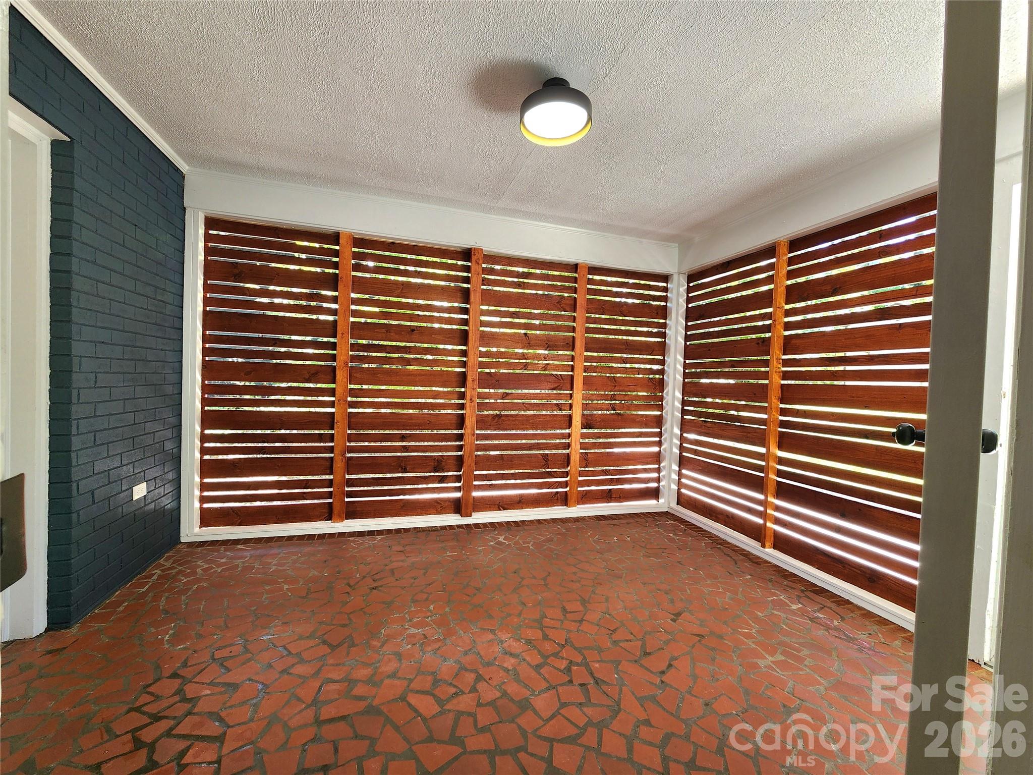 3528 Enfield Road — Charlotte