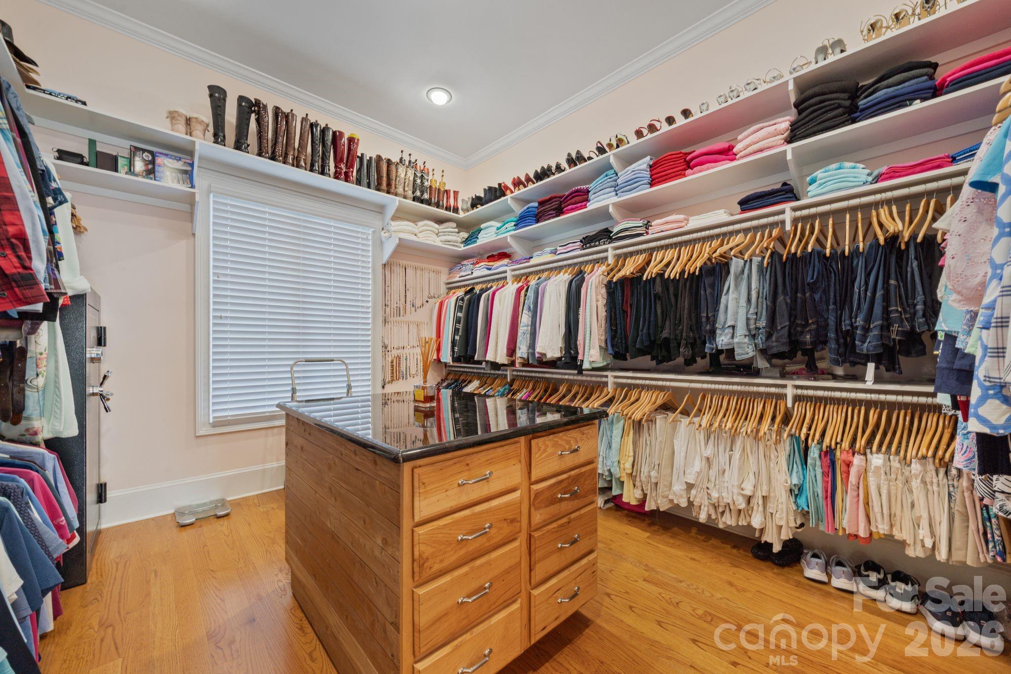 2477 Peninsula Shores Court — Denver