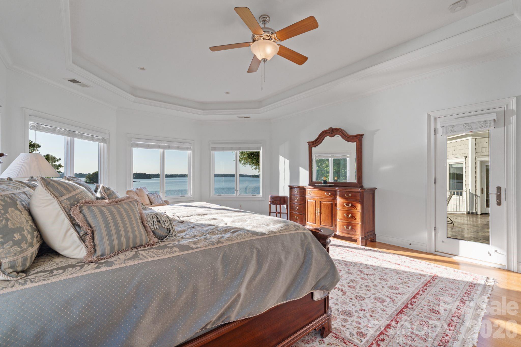 2477 Peninsula Shores Court — Denver