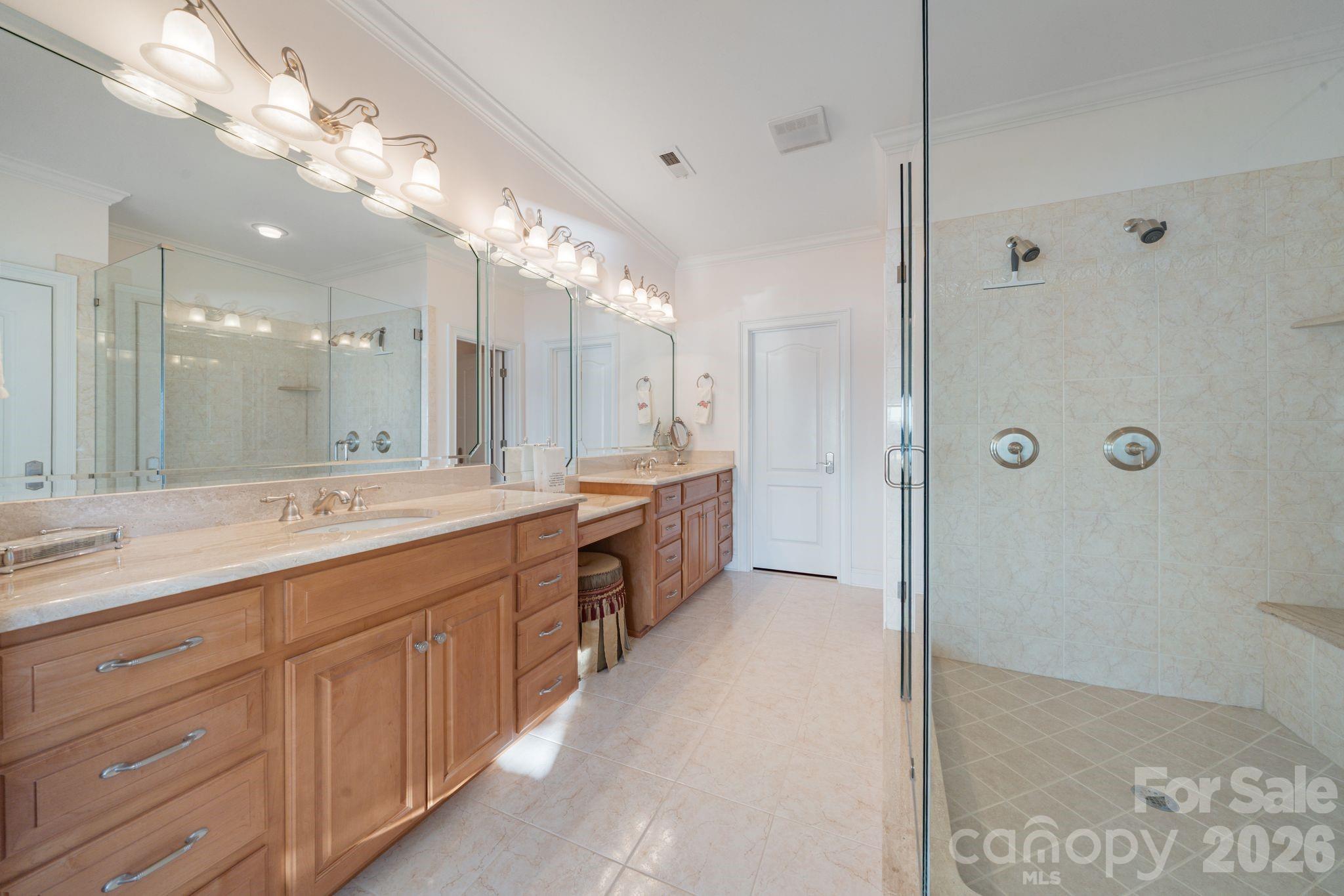 2477 Peninsula Shores Court — Denver
