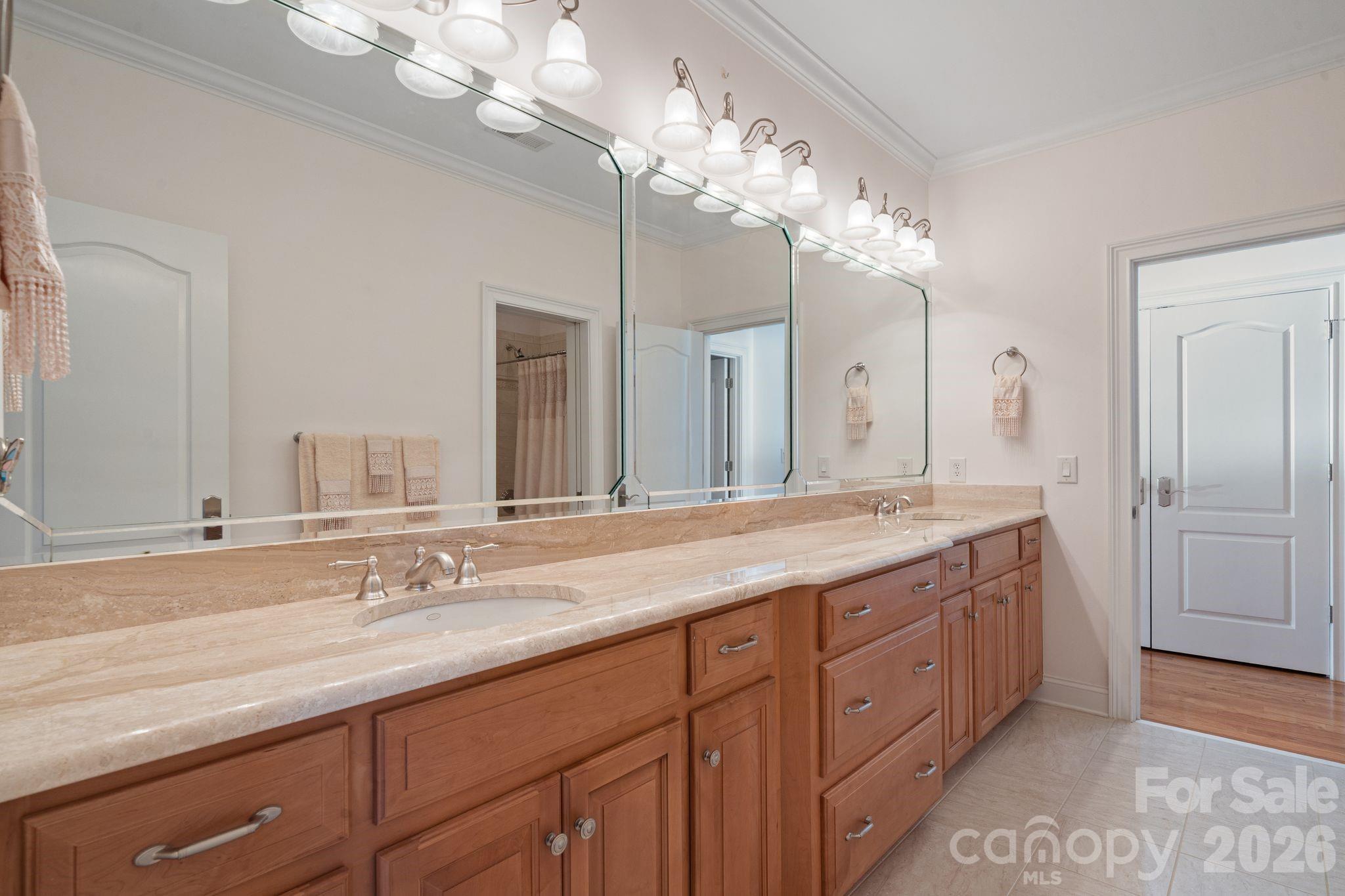 2477 Peninsula Shores Court — Denver