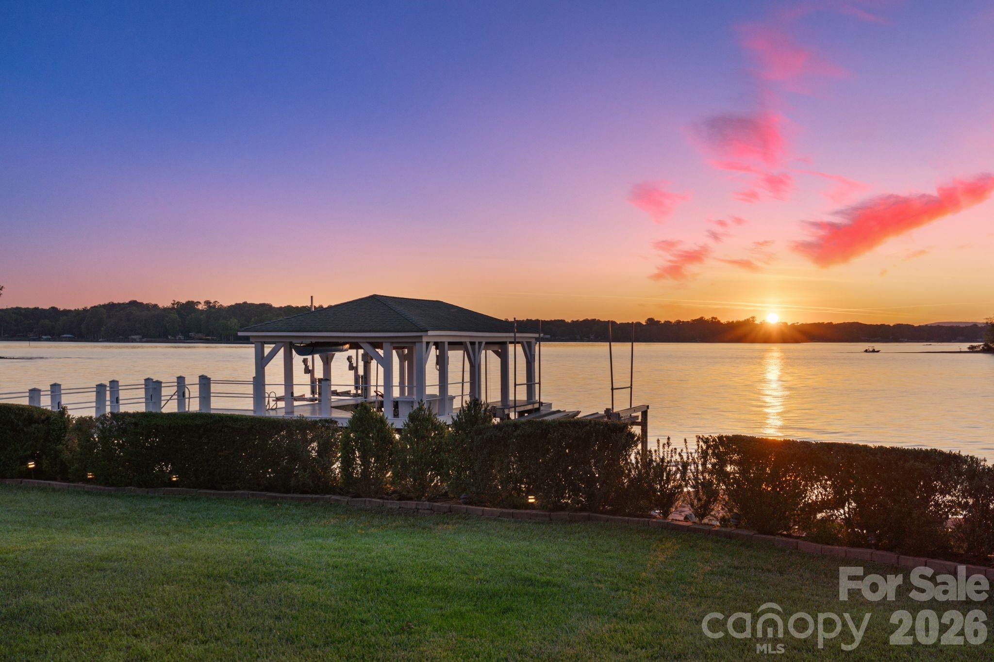 2477 Peninsula Shores Court — Denver