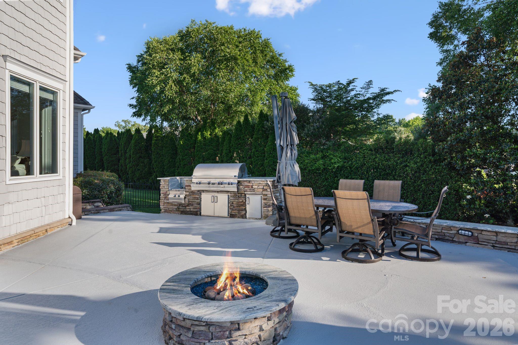 2477 Peninsula Shores Court — Denver