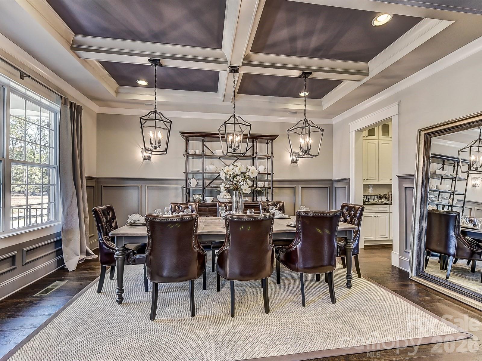 752 Lynderhill Lane — Matthews