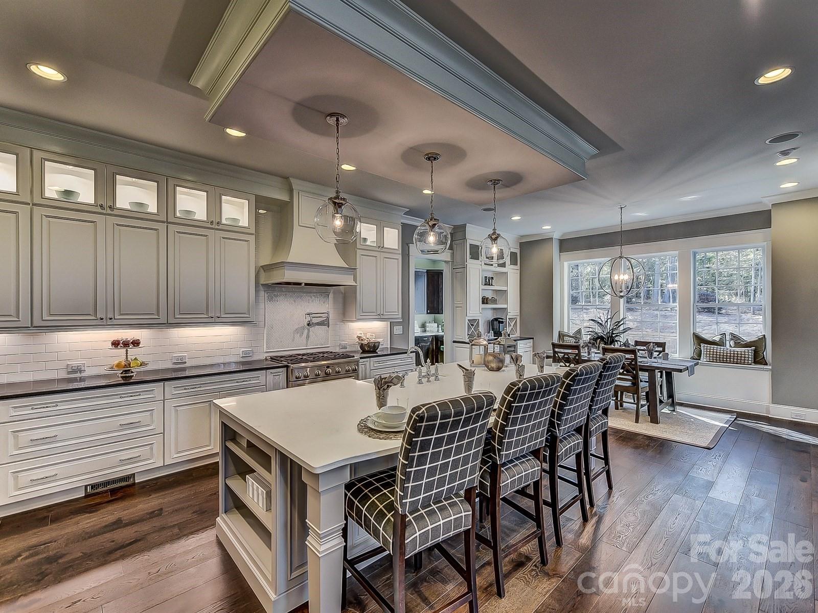 752 Lynderhill Lane — Matthews