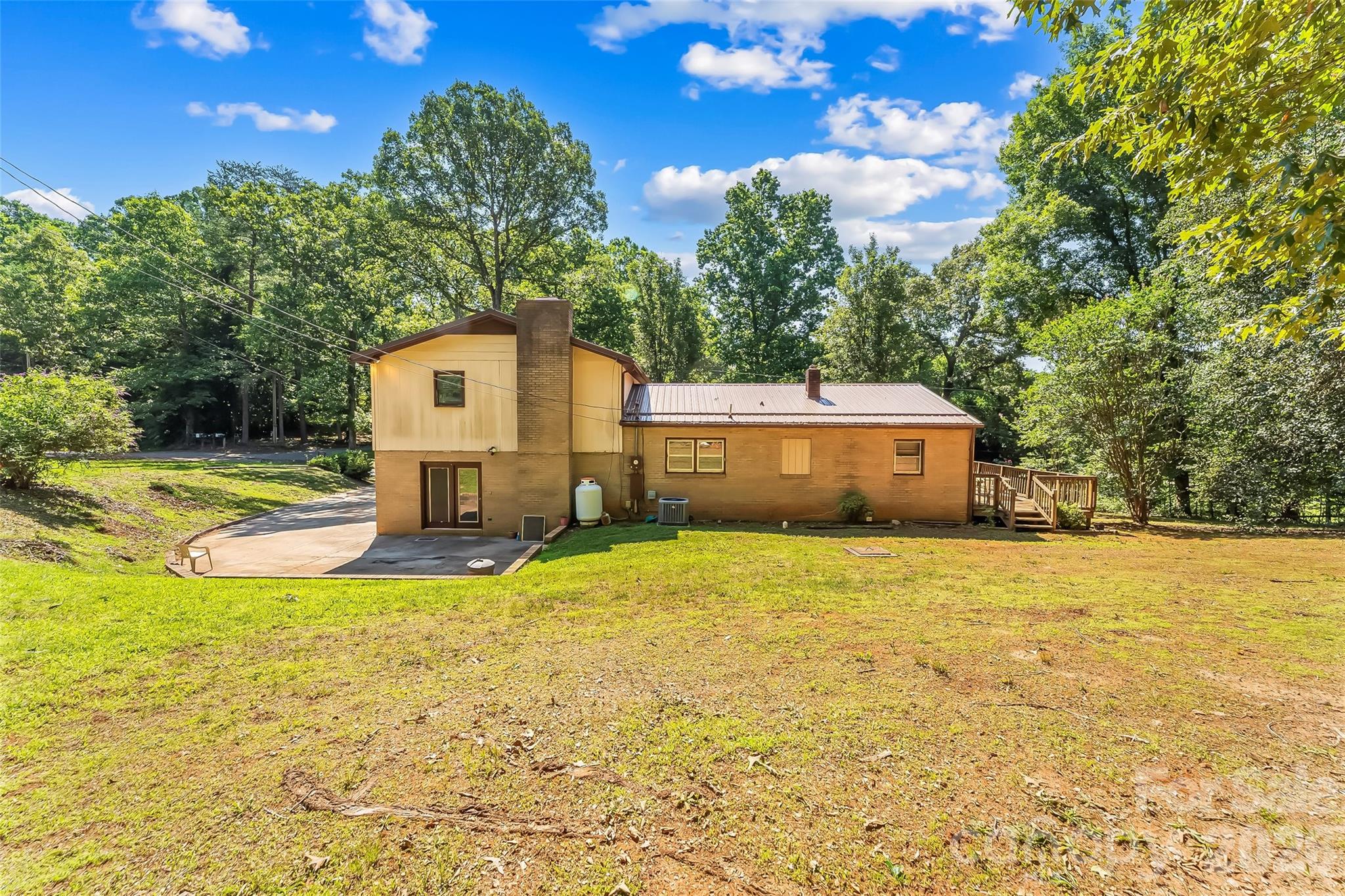 5350 Jay Road — Morganton