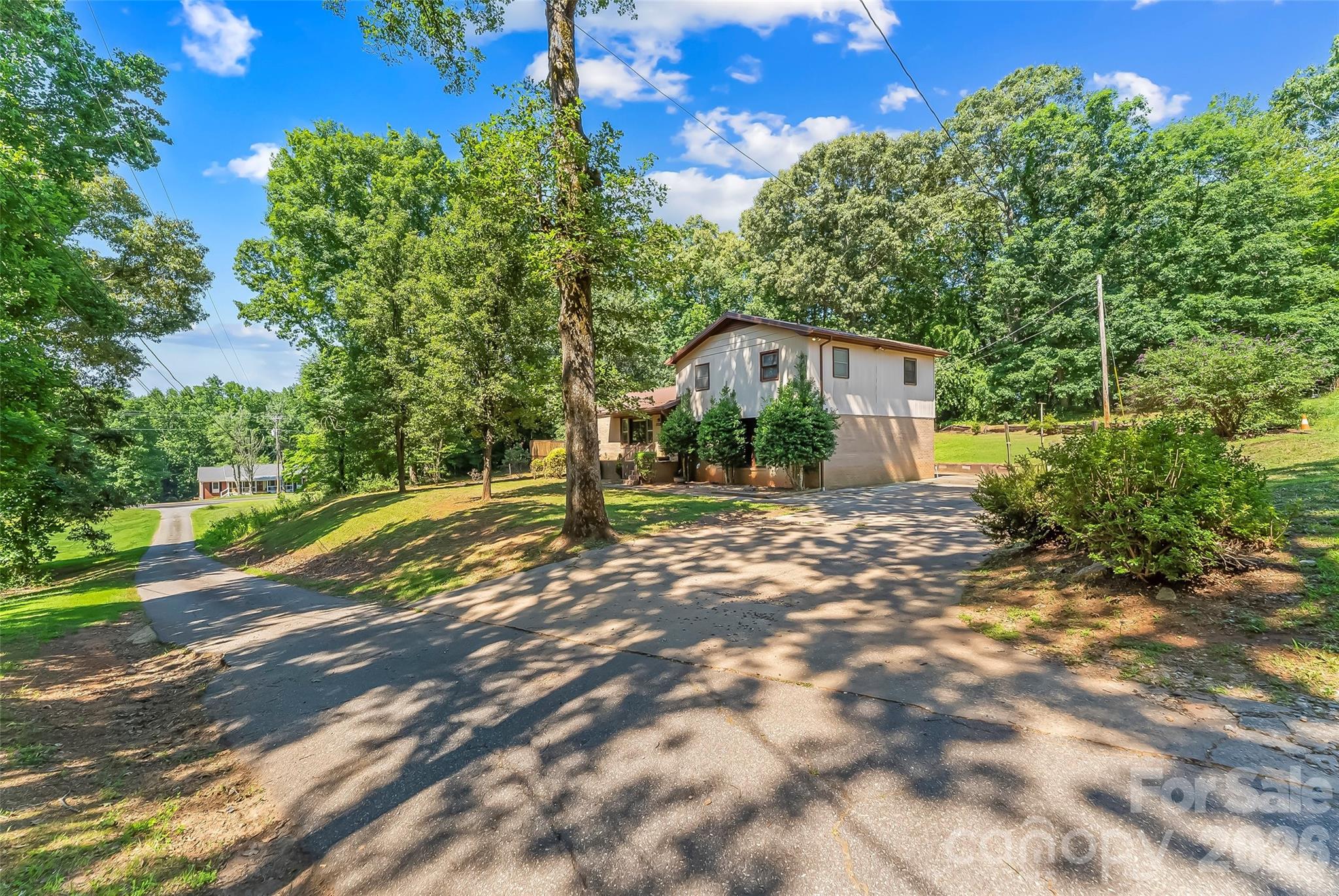 5350 Jay Road — Morganton