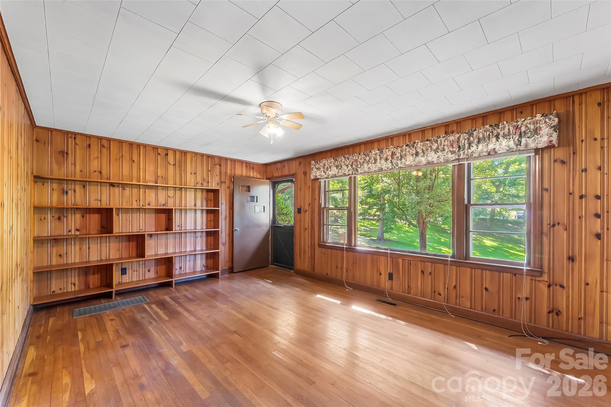5350 Jay Road — Morganton