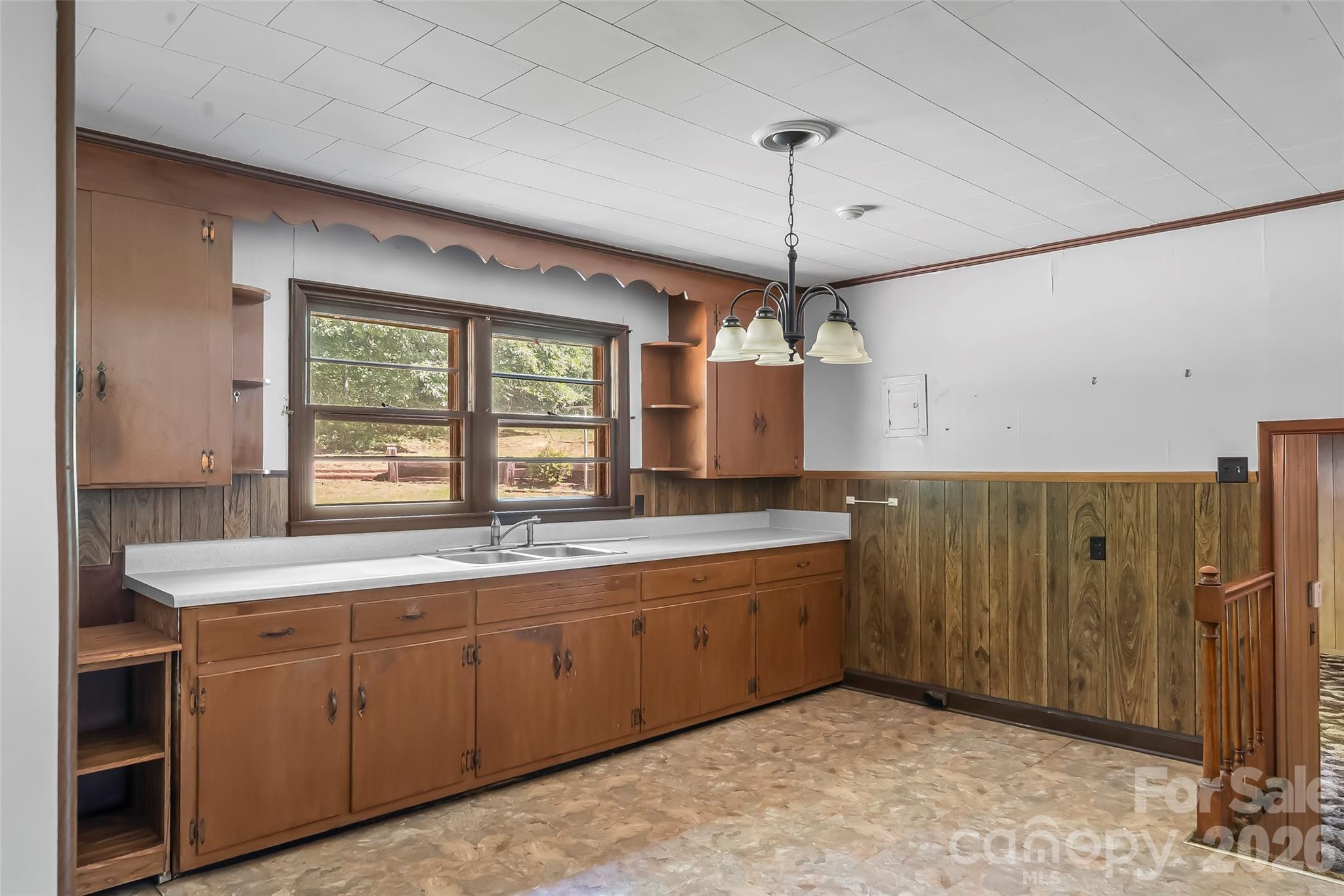 5350 Jay Road — Morganton