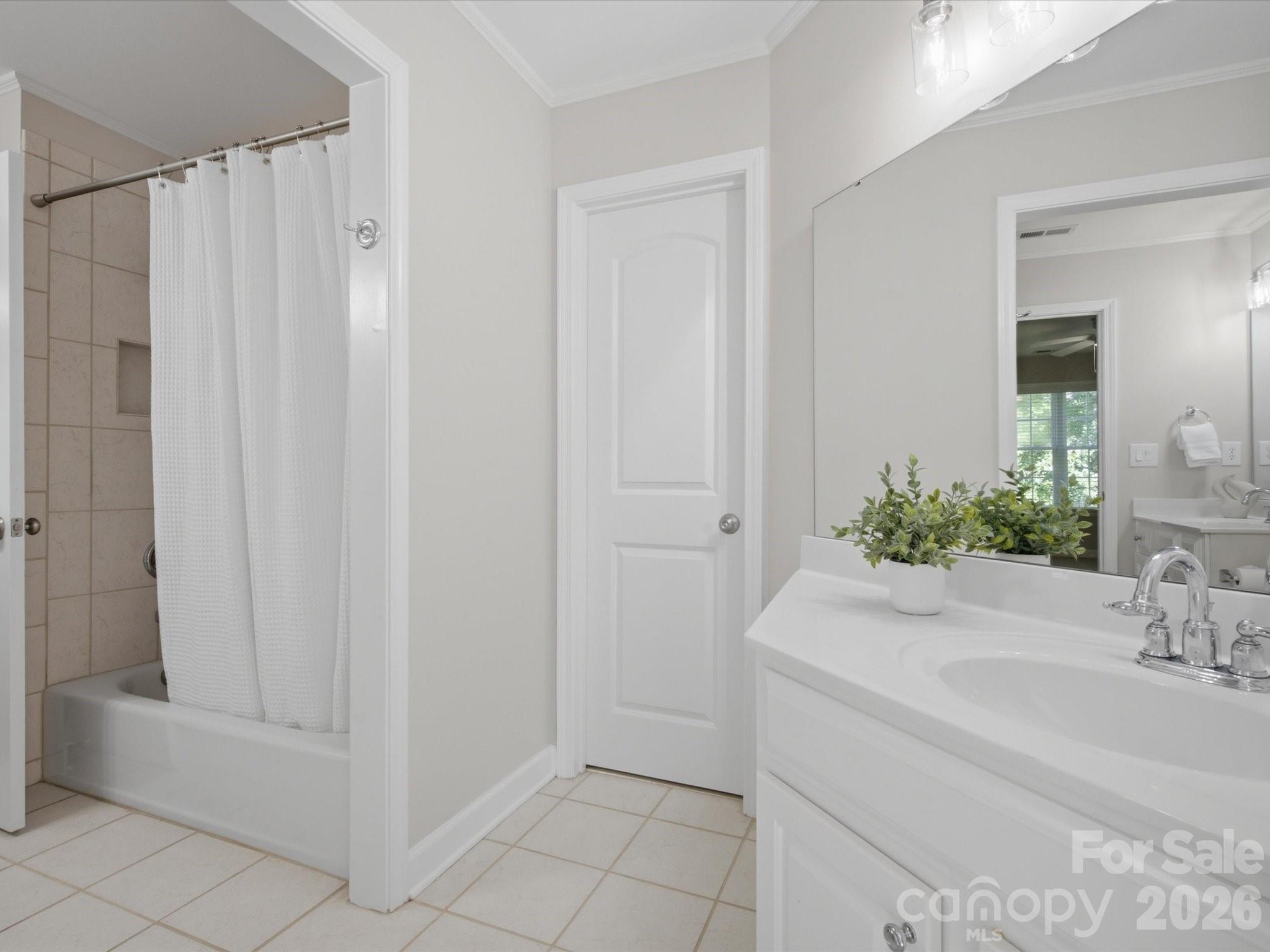 3422 Delamere Drive — Matthews