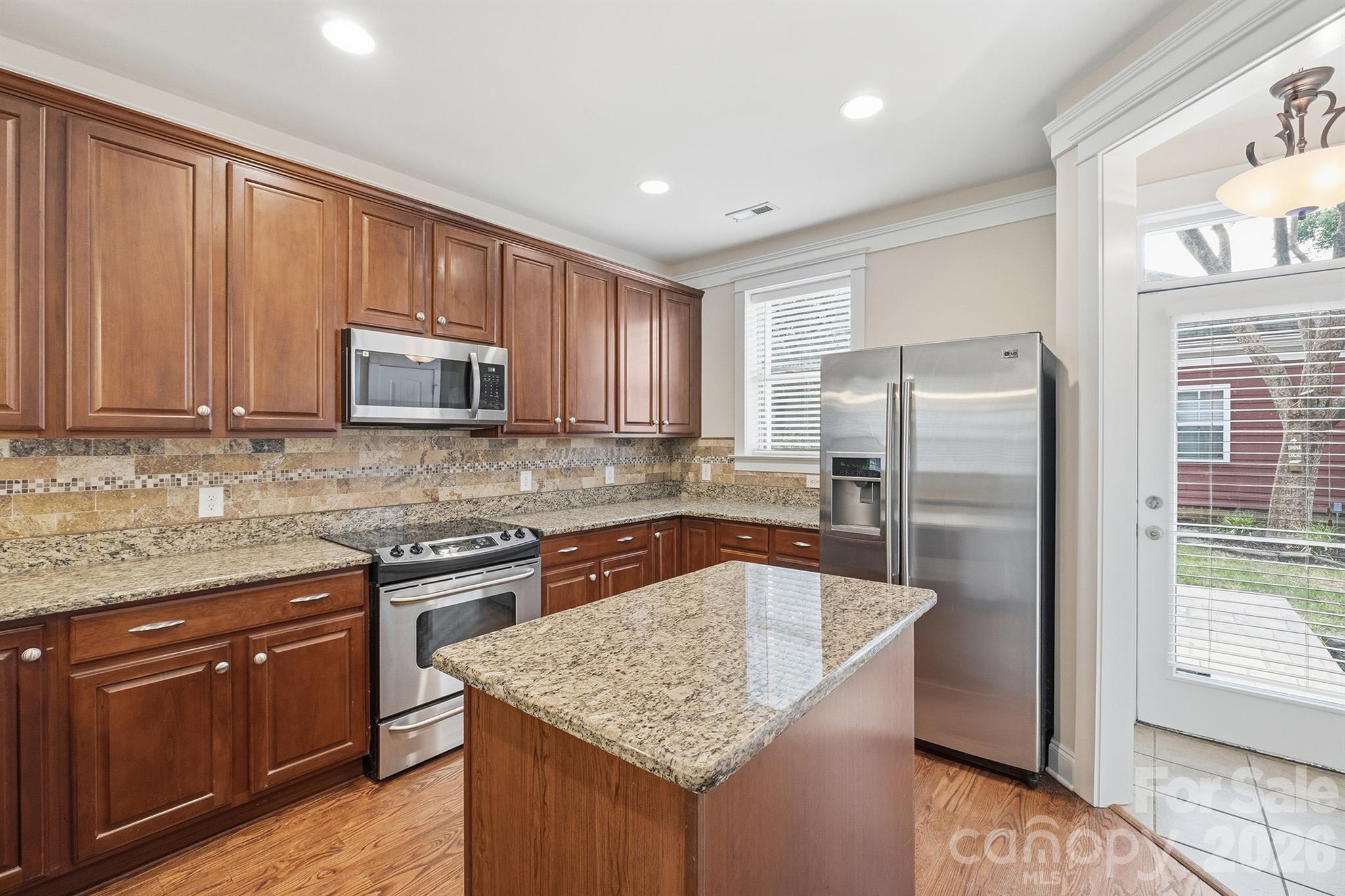 717 E 8th Street — Charlotte