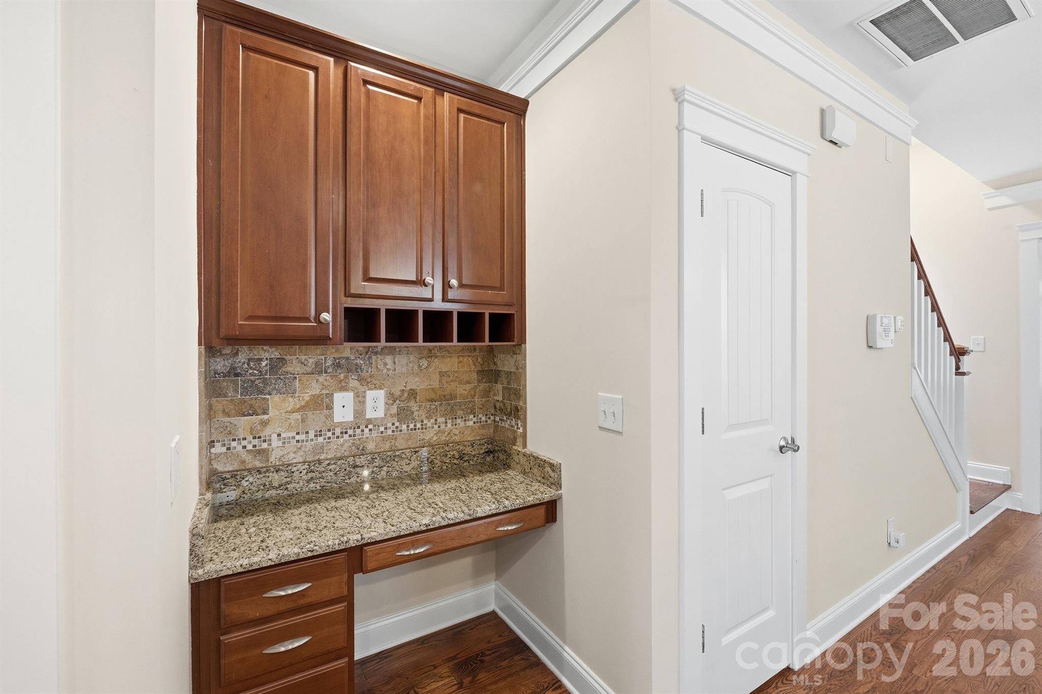 717 E 8th Street — Charlotte