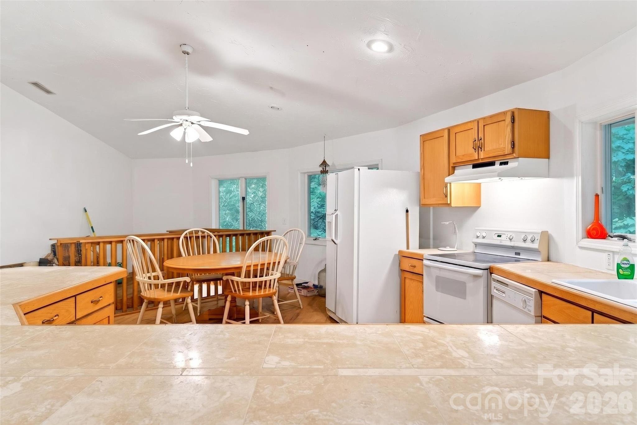 1614 Gateway Parkway #12 — Old Fort