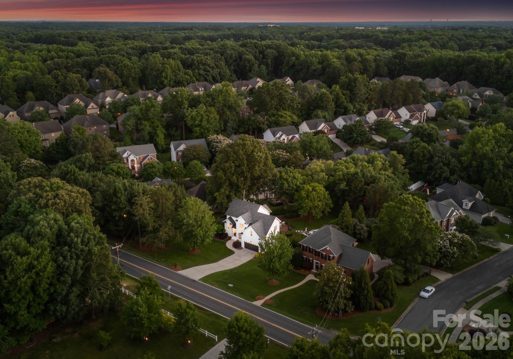 5408 Kuykendall Road — Charlotte