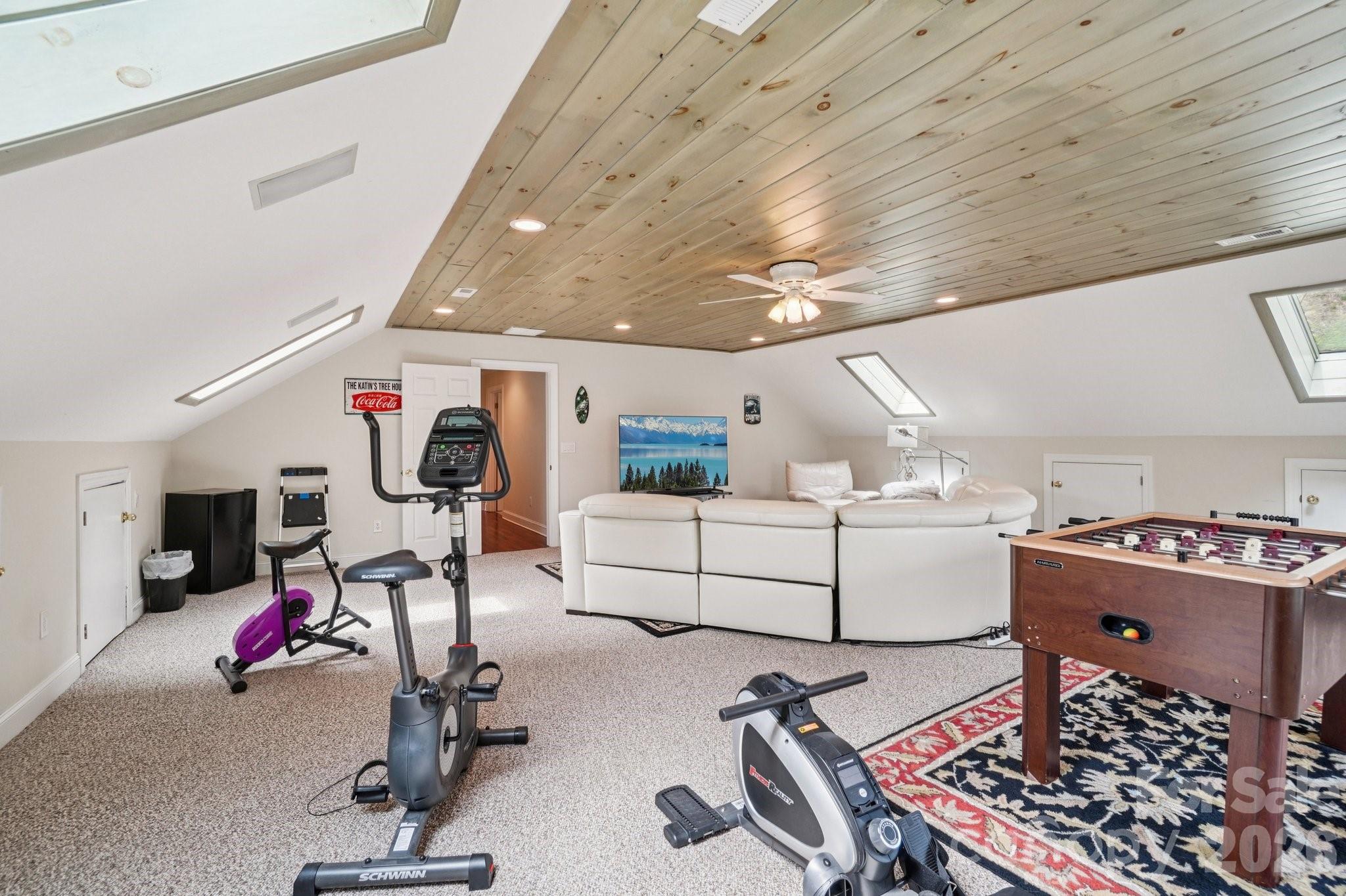 302 Davy Crockett Drive — Maggie Valley