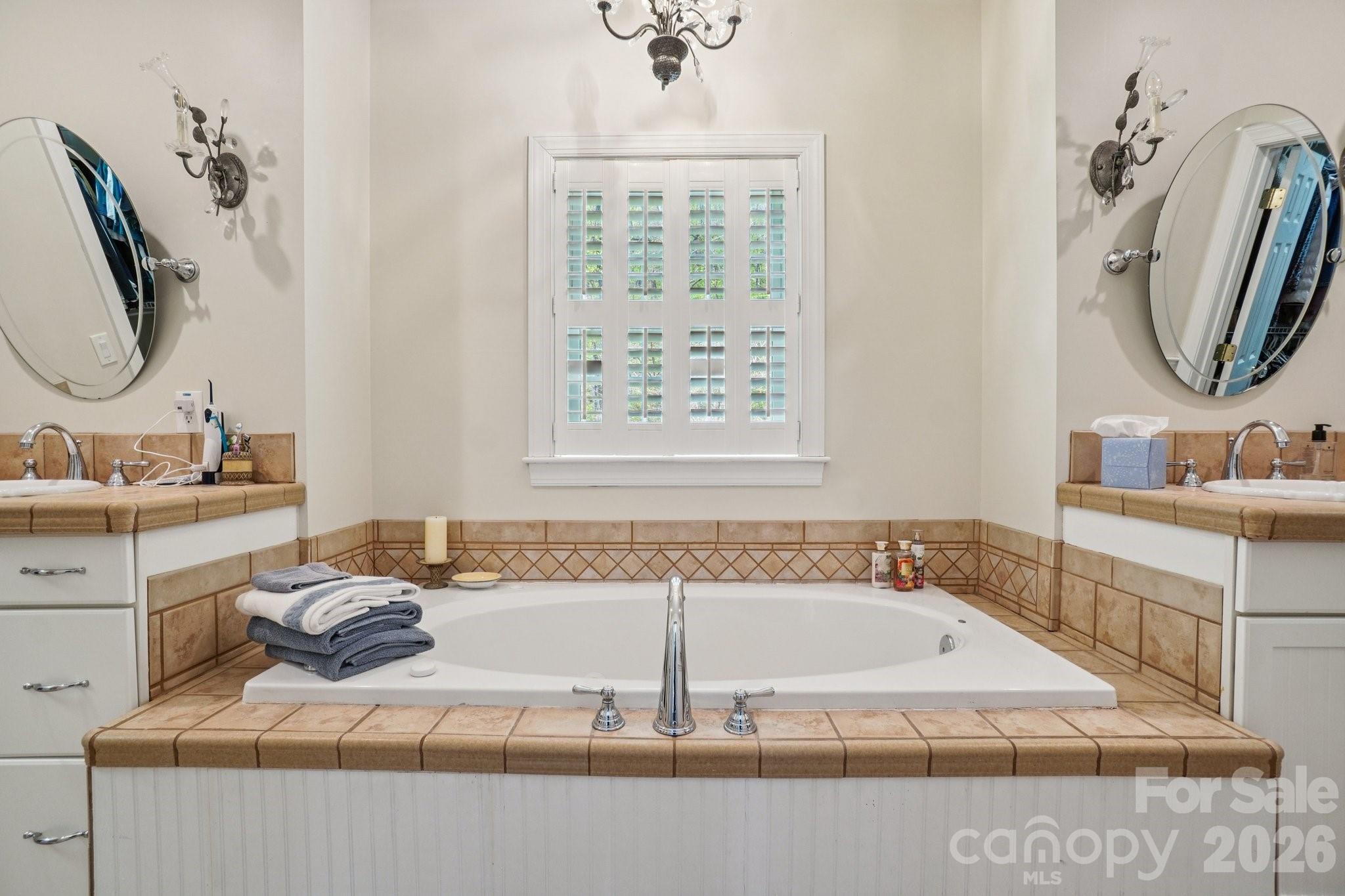 302 Davy Crockett Drive — Maggie Valley