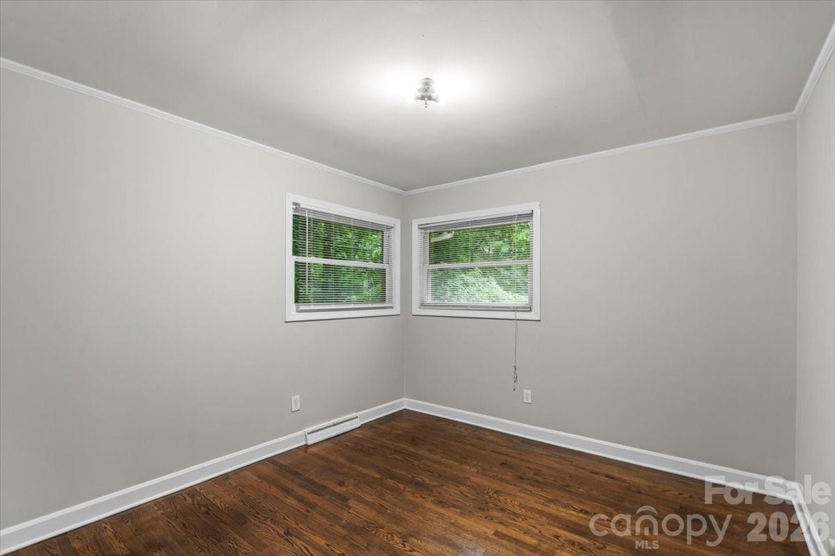 7328 Everett Drive — Charlotte