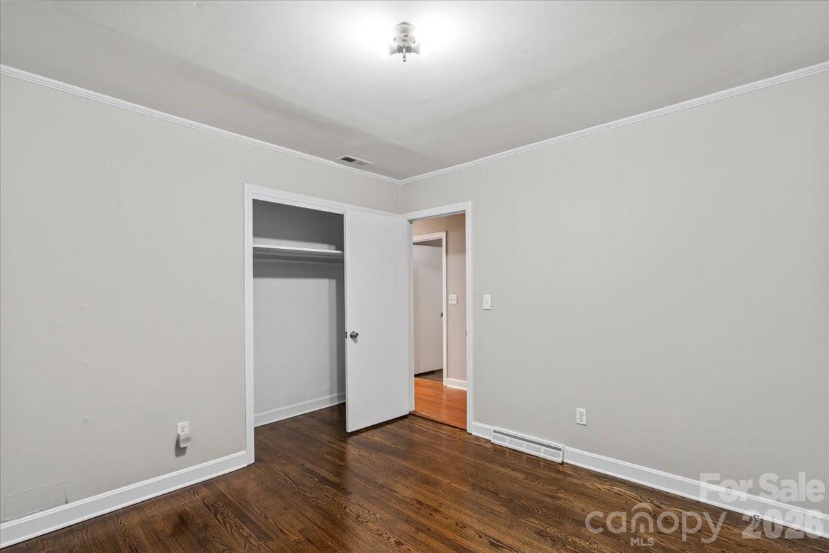 7328 Everett Drive — Charlotte