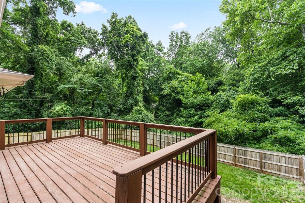 7328 Everett Drive — Charlotte