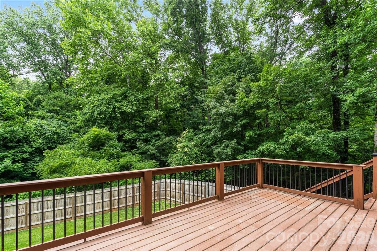 7328 Everett Drive — Charlotte