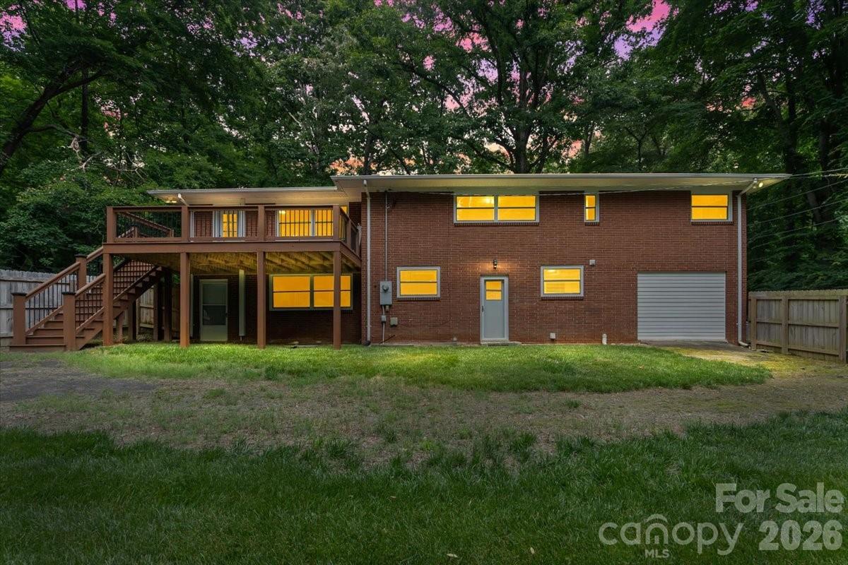 7328 Everett Drive — Charlotte