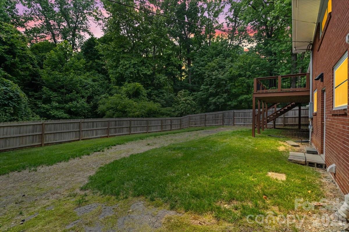 7328 Everett Drive — Charlotte