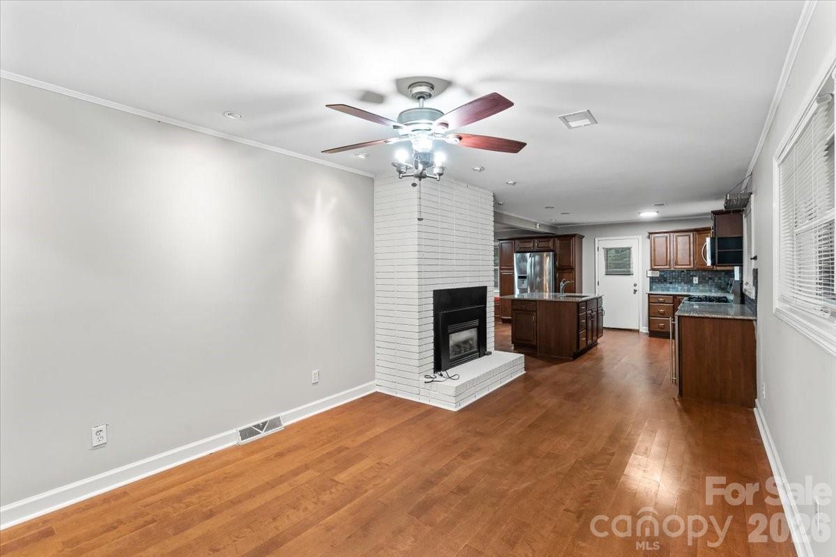 7328 Everett Drive — Charlotte