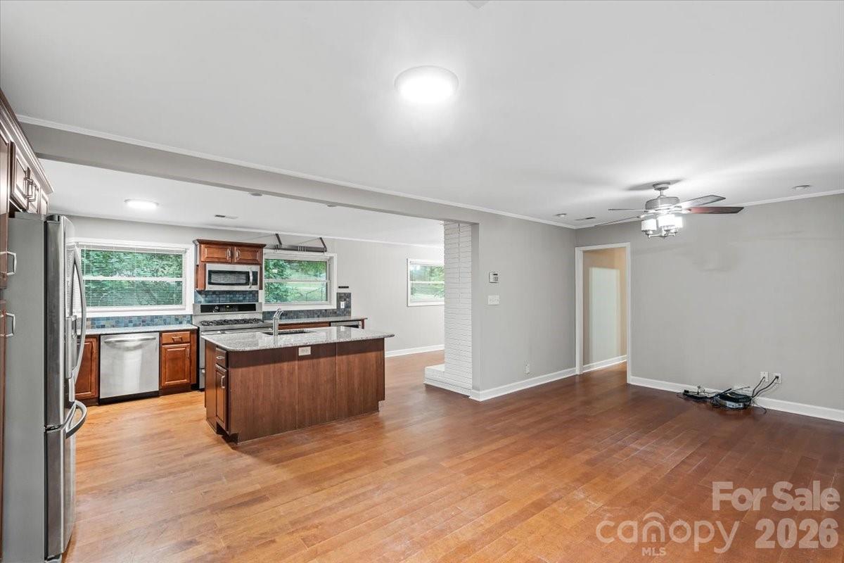 7328 Everett Drive — Charlotte