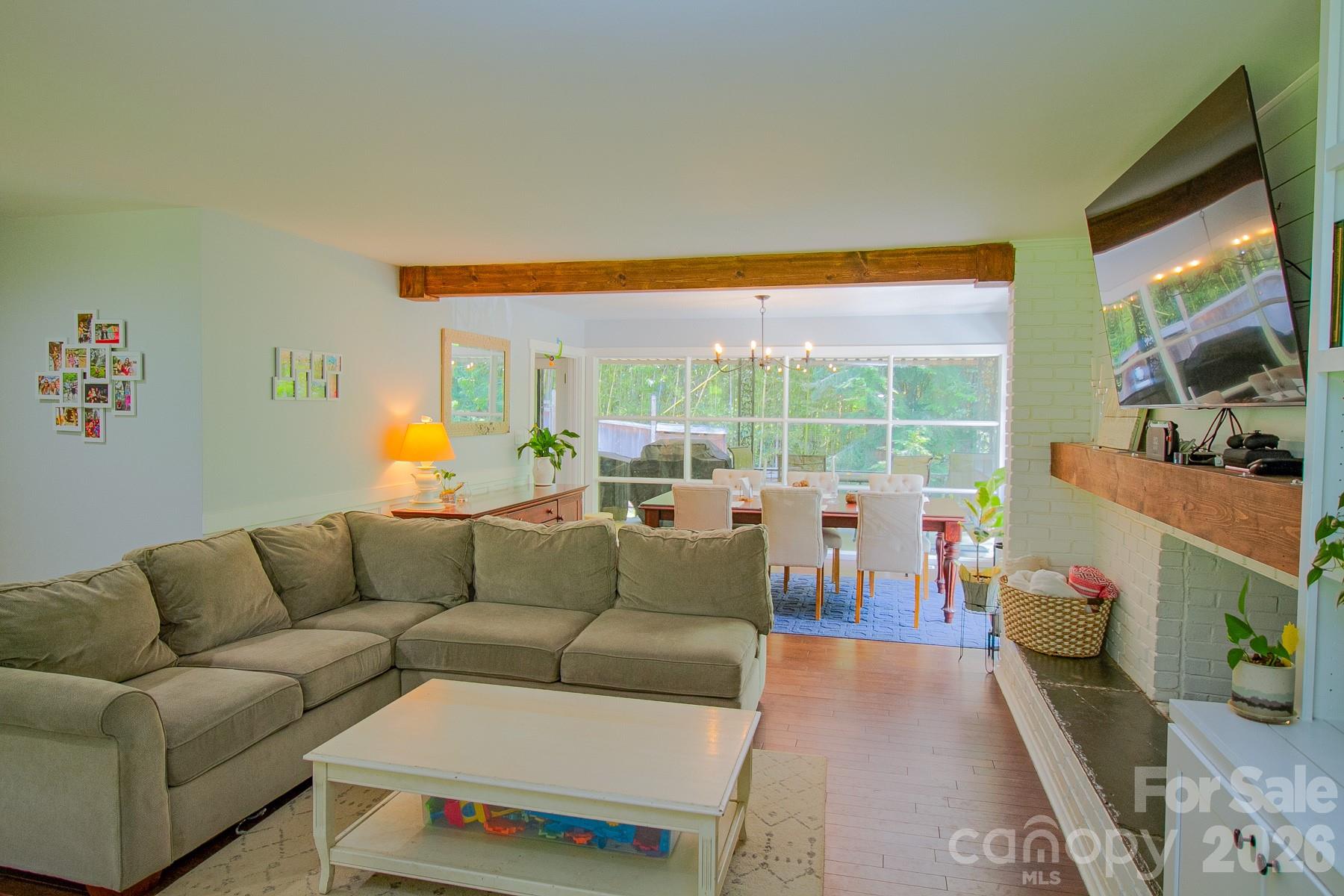 36 Clarendon Road — Asheville