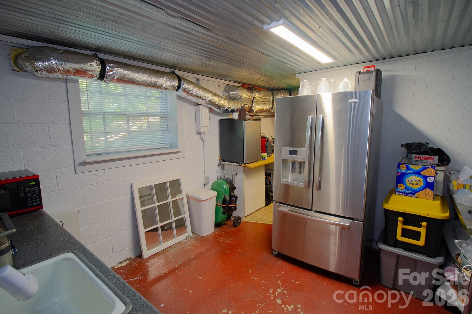 36 Clarendon Road — Asheville