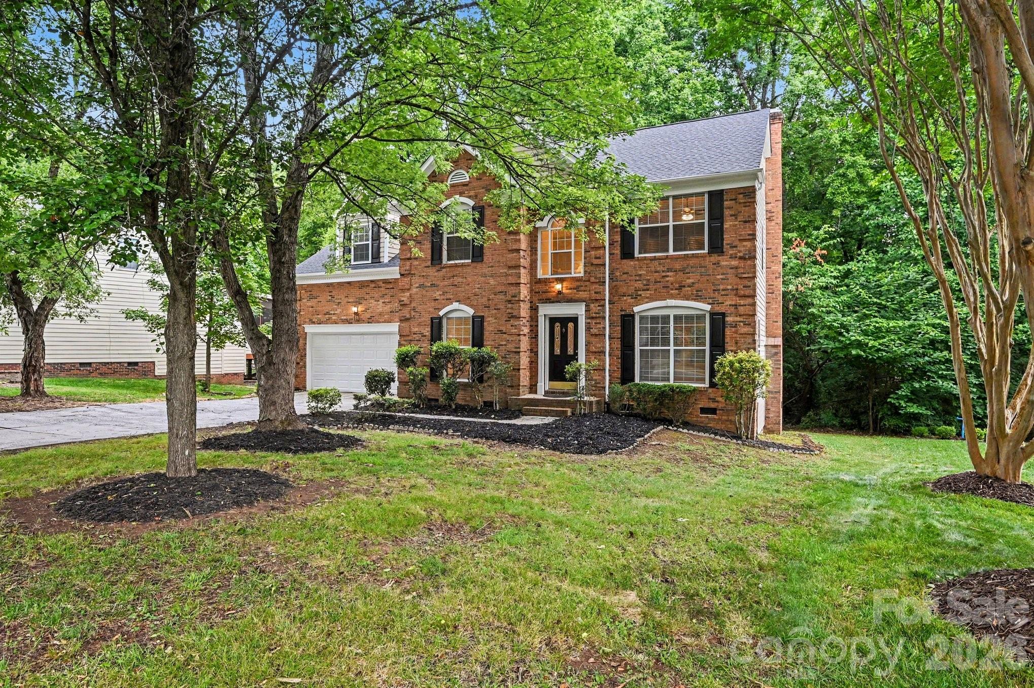 4619 Kirkgard Trail — Charlotte