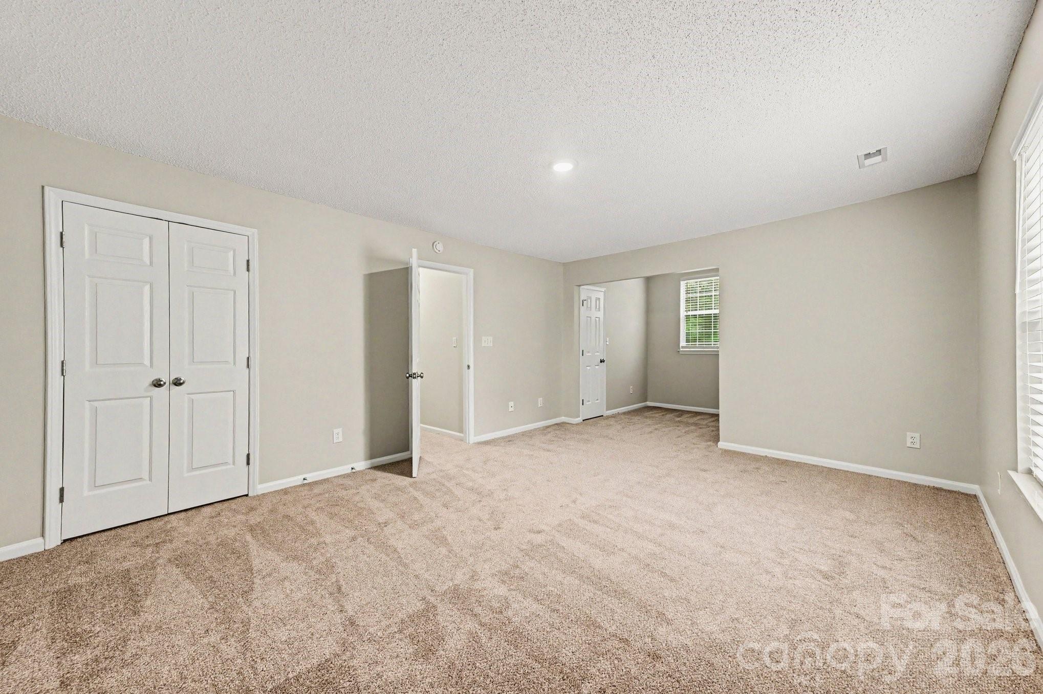 4619 Kirkgard Trail — Charlotte