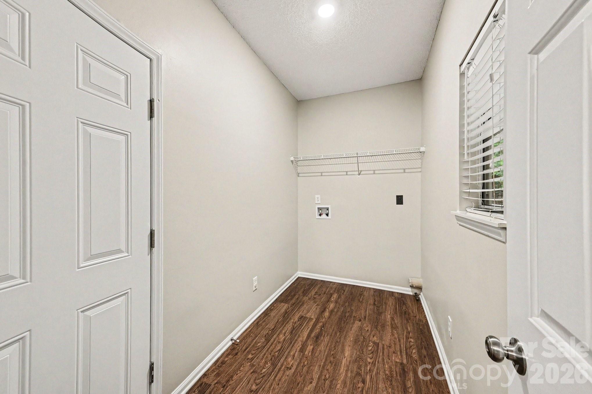 4619 Kirkgard Trail — Charlotte