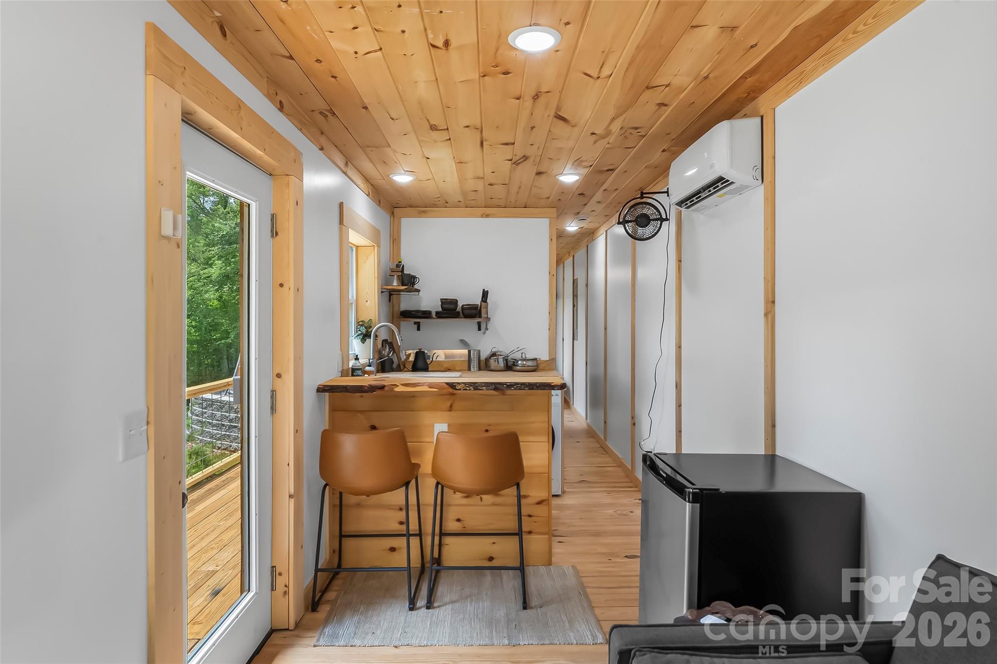 678 Forest Lake Heights Drive #2 — Nebo