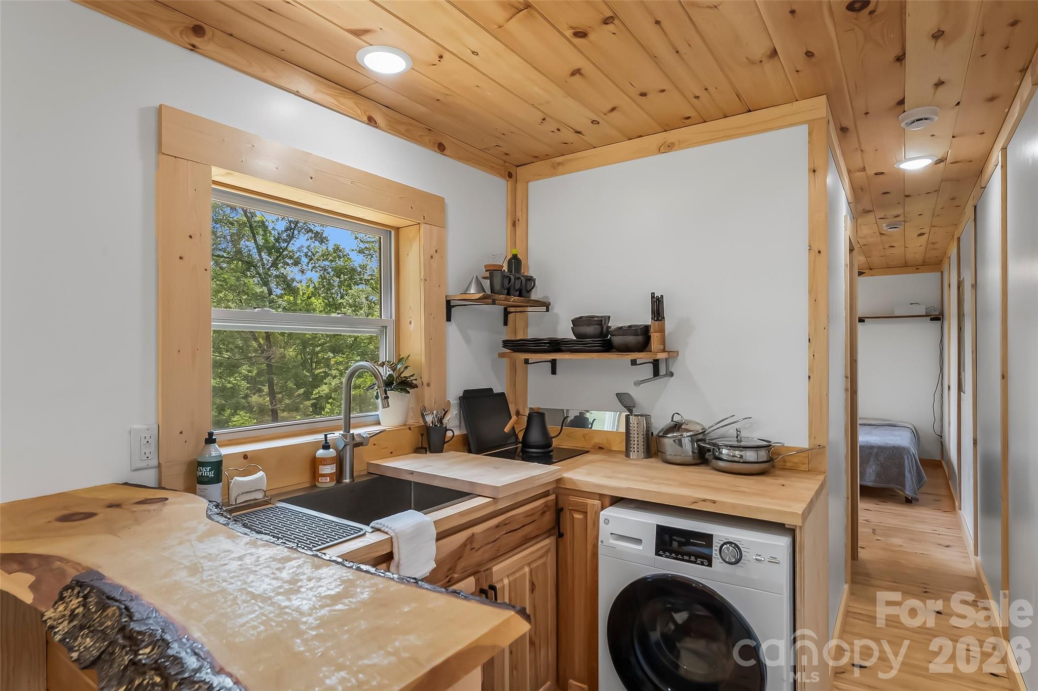 678 Forest Lake Heights Drive #2 — Nebo