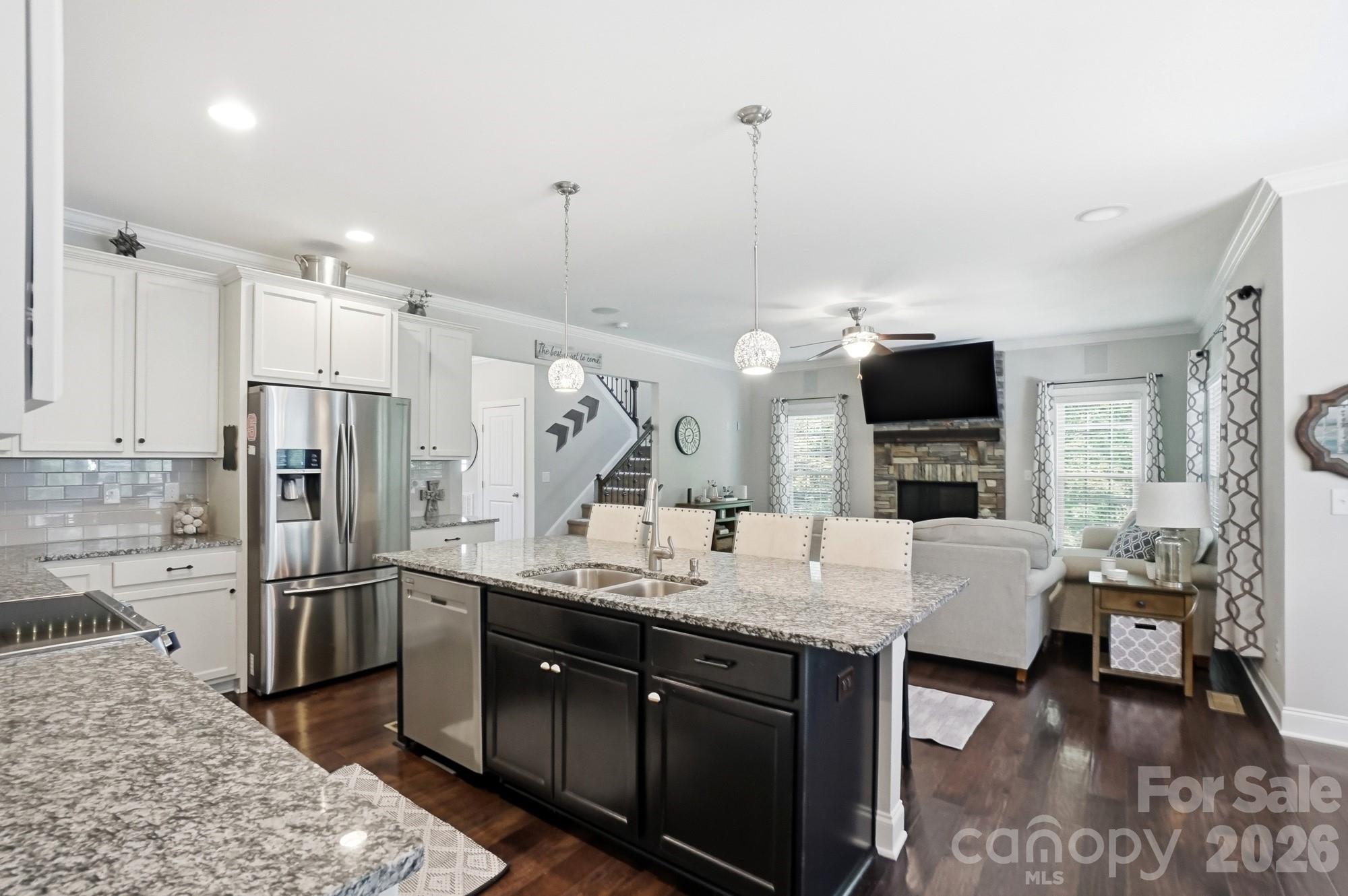 115 Delancy Street — Locust
