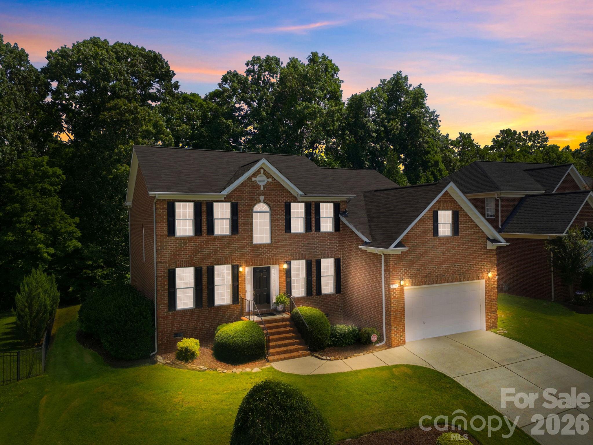 9329 Uxbridge Lane — Huntersville