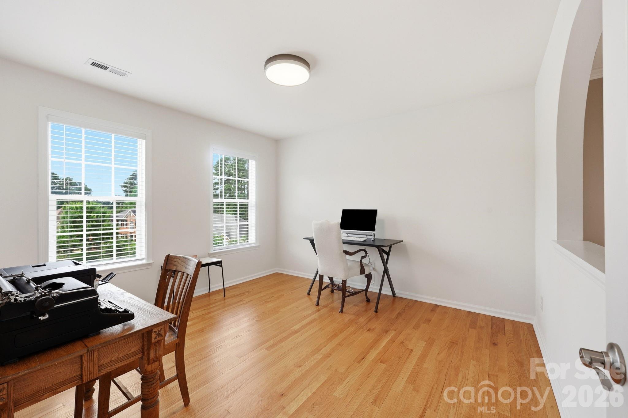 9329 Uxbridge Lane — Huntersville