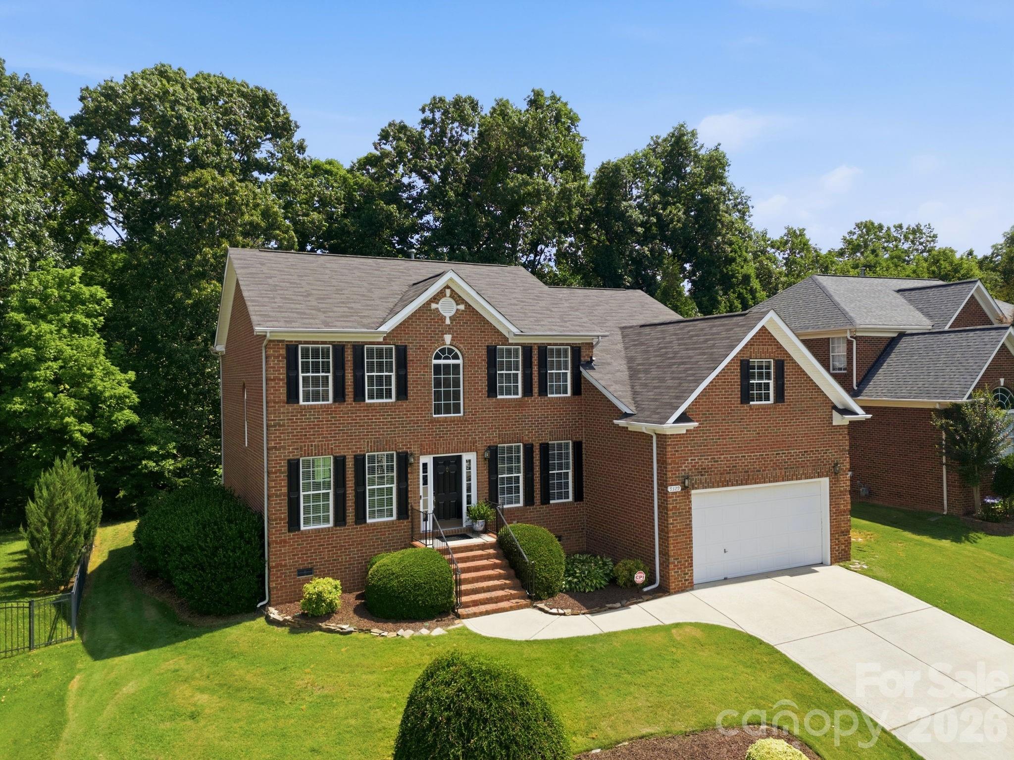 9329 Uxbridge Lane — Huntersville