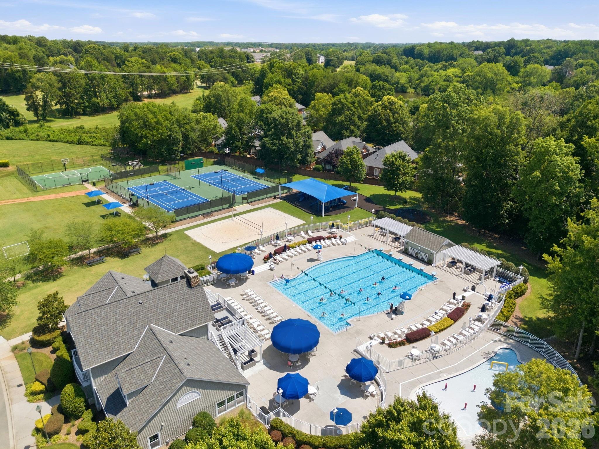 9329 Uxbridge Lane — Huntersville