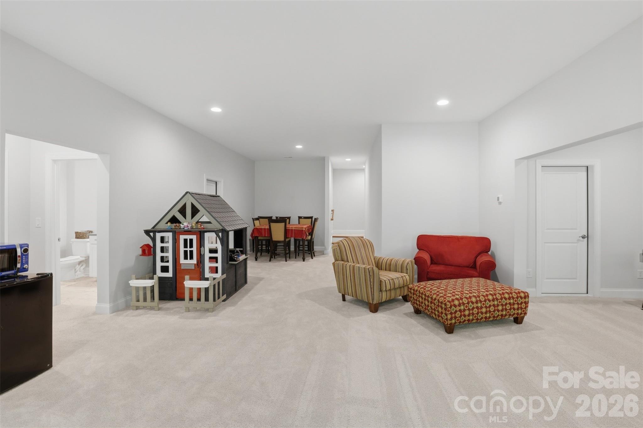18041 Culross Lane — Charlotte
