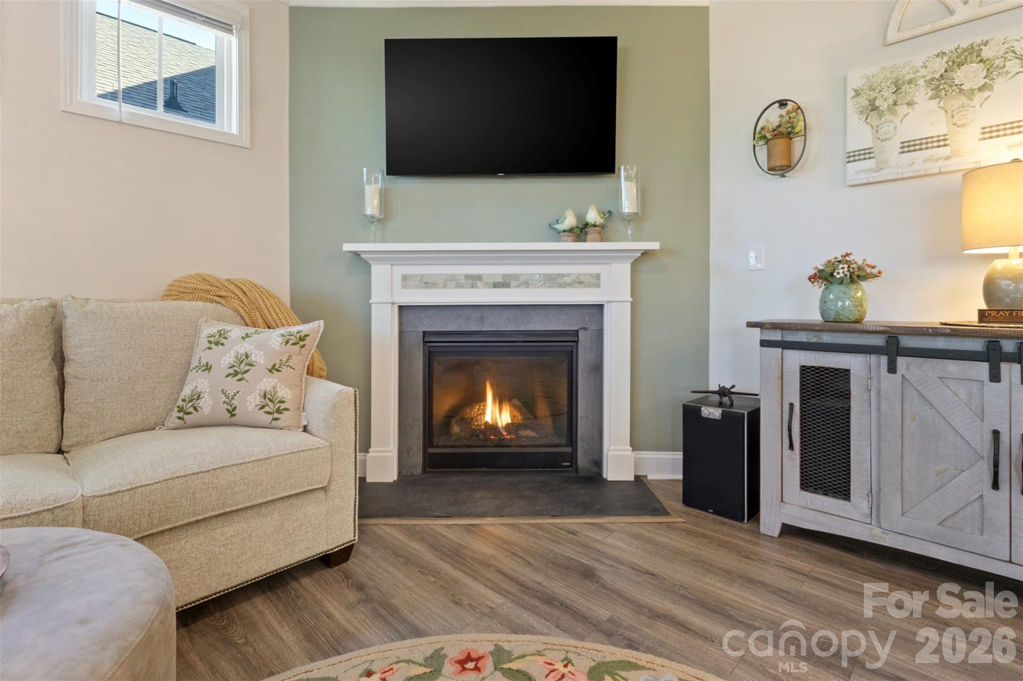 4023 Gozzi Drive — Iron Station