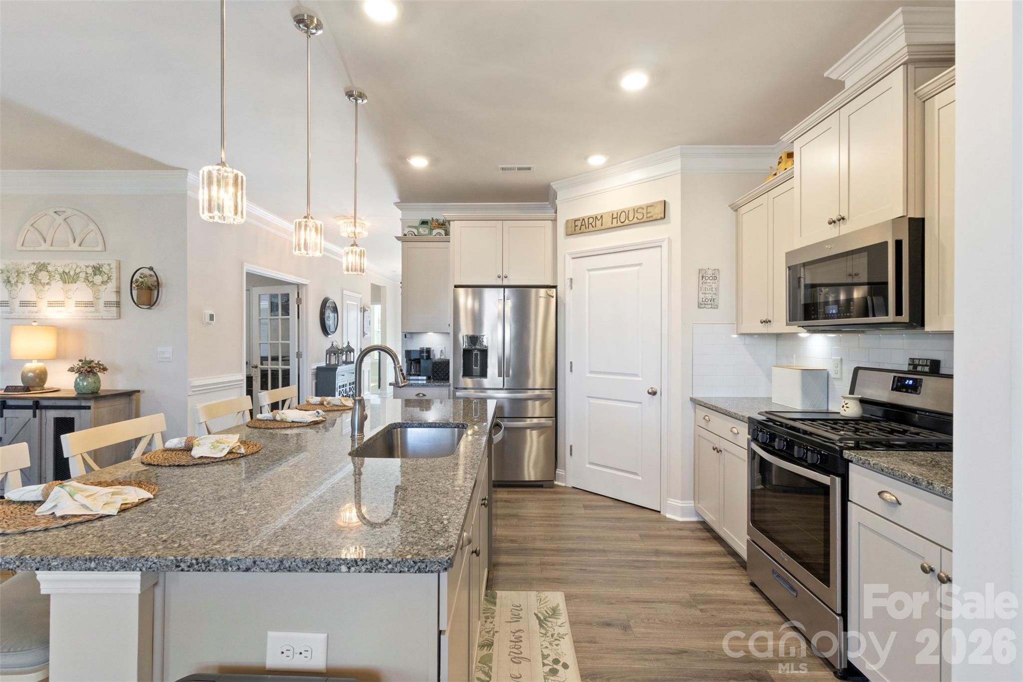 4023 Gozzi Drive — Iron Station