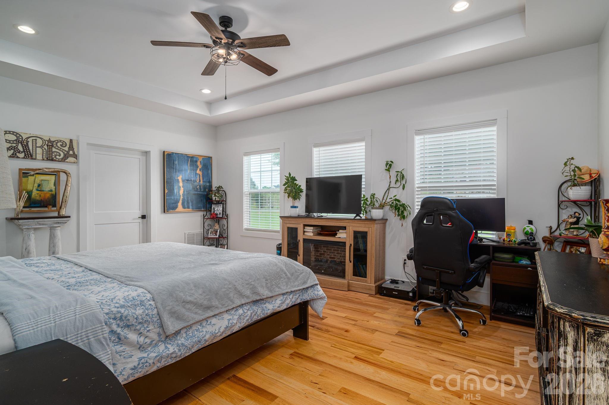 1484 Null Road — Lincolnton