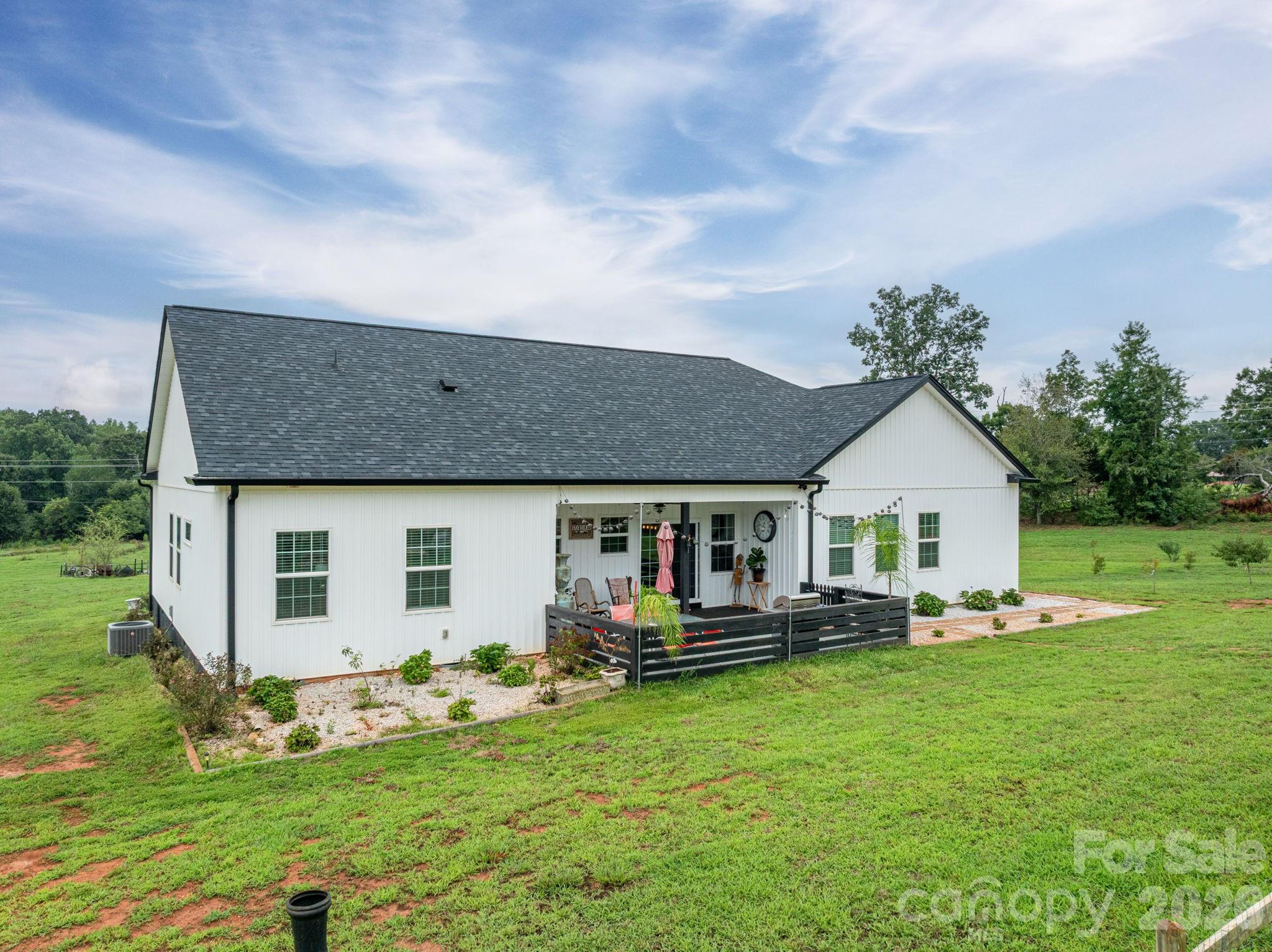 1484 Null Road — Lincolnton