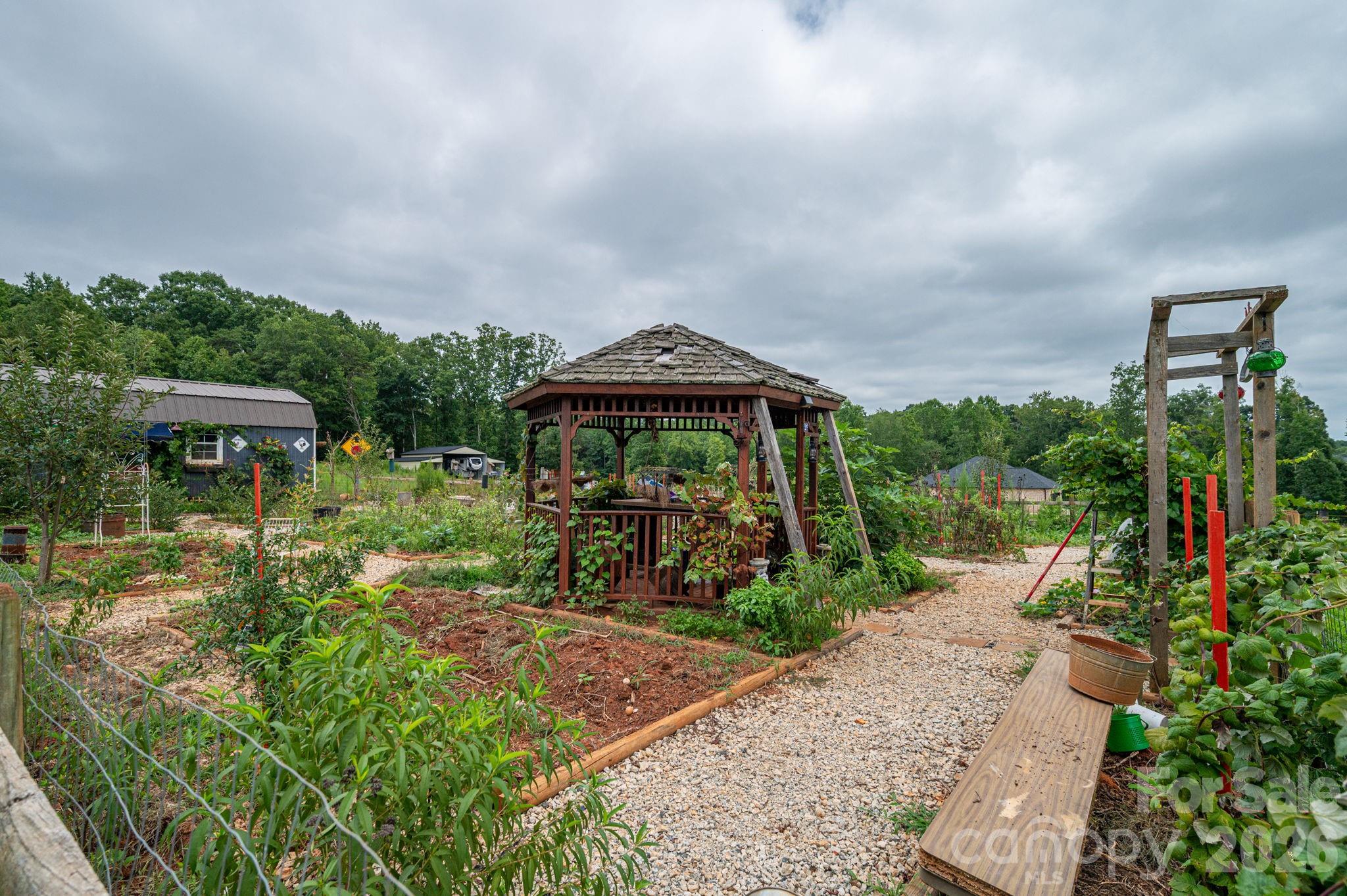 1484 Null Road — Lincolnton