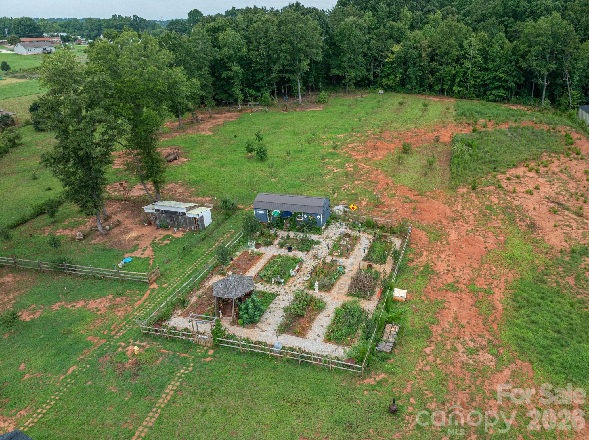 1484 Null Road — Lincolnton