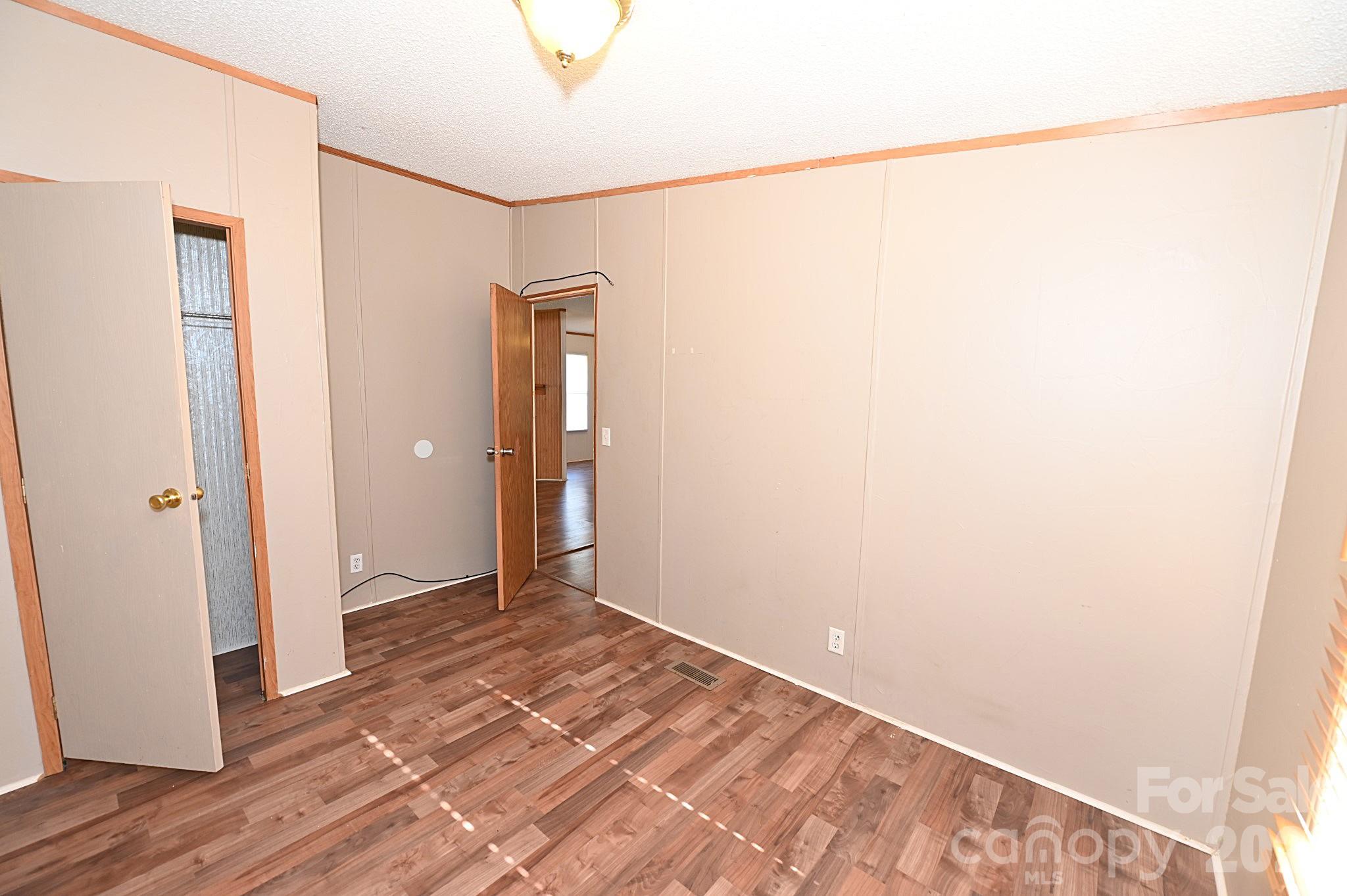 2835 Grace Hill Drive — Granite Falls